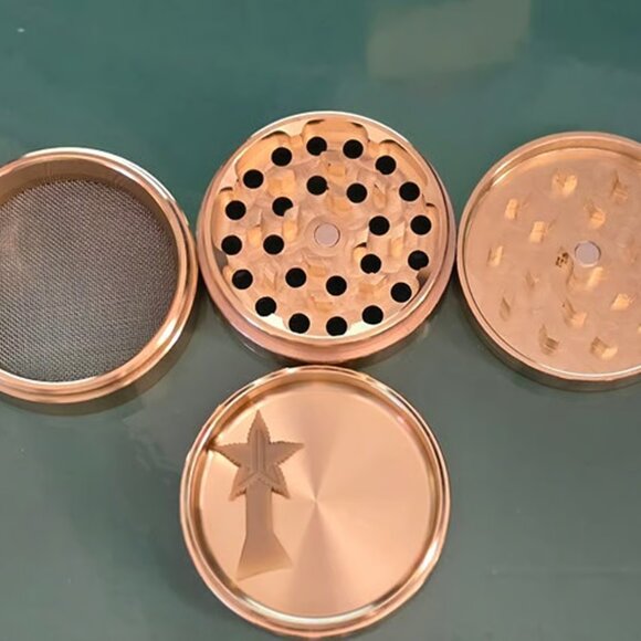 Jeffree Star Lounge 63mm GOLD Sold Out RARE! - Picture 2 of 3